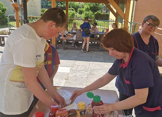 Grafika 75: Koncert dla naszych Bohaterów