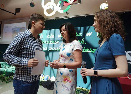 wręczenie nagrody Kubie