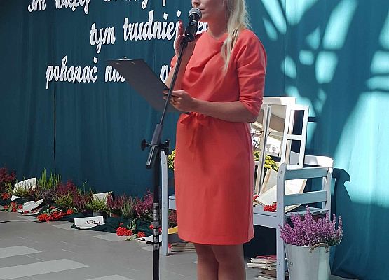 Pani Beata Polska czyta ślubowanie