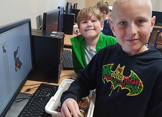 budujemy z klocków lego WeDo