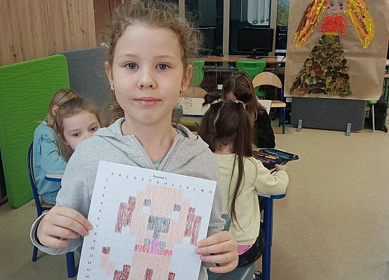 Hania z 1b z zakodowanym pieskiem