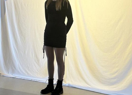 prezentacja wiersza przez uczennicę