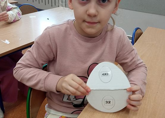 Grafika 13: Uczniowie klasy 2 a biorą udział w Ogólnopolskim projekcie edukacyjnym (Nie)zwykła matematyka.