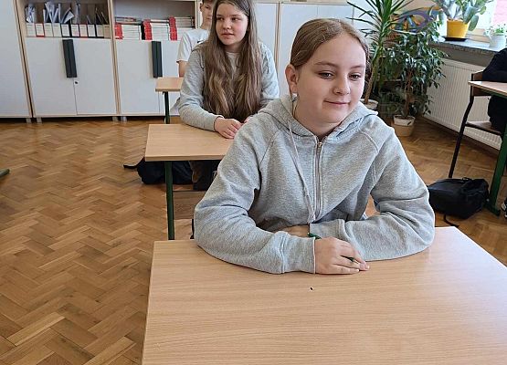 Hania i Julia przed częścią pisemną