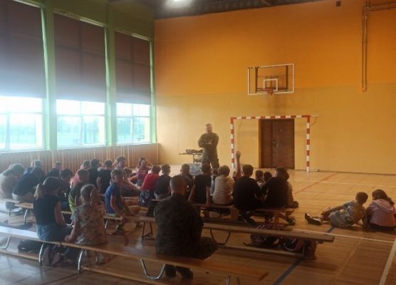 spotkanie z wojskiem