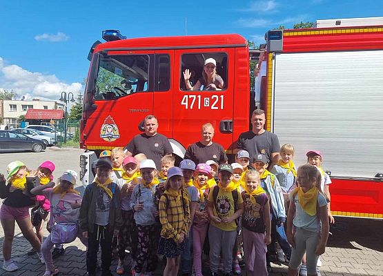 klasa 1c ze strażakami