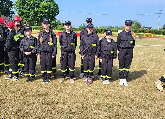 zawodnicy Powiatowe Zawody Młodzieżowych Drużyn Pożarniczych