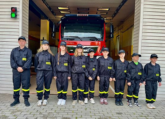 Powiatowe Zawody Młodzieżowych Drużyn Pożarniczych uczestnicy