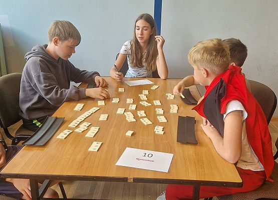 Grafika 9: Nasza szkoła bierze udział w programie "Rummikub w szkole"