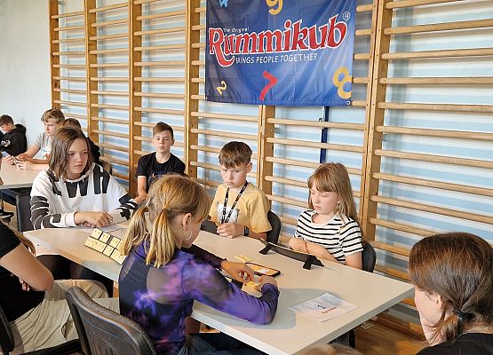 Grafika 11: Nasza szkoła bierze udział w programie "Rummikub w szkole"