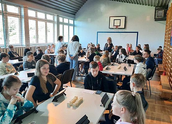 Grafika 16: Nasza szkoła bierze udział w programie "Rummikub w szkole"