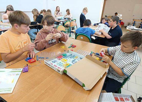 6b podczas lekcji techniki