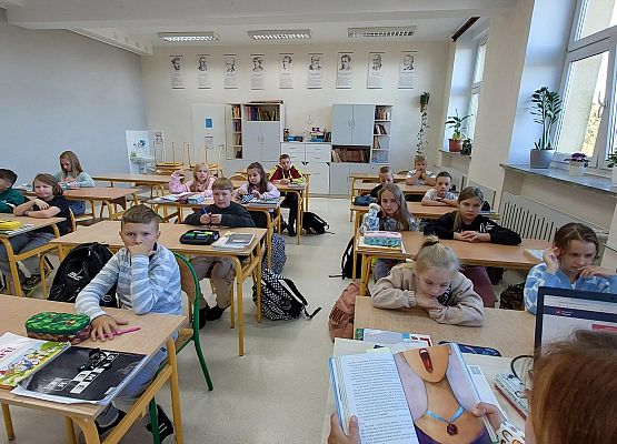 głośne czytanie w 4b