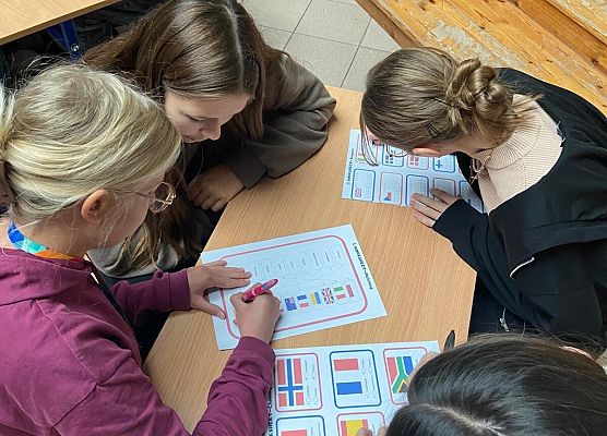 dopasowujemy flagi i języki