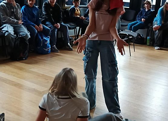 warsztaty teatralne Czerwony Kapturek