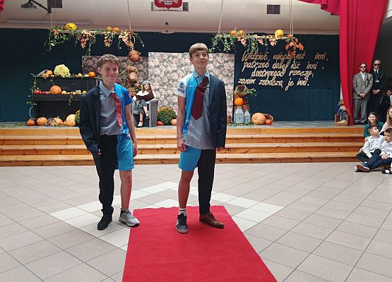 pokaz mody panowie od wf