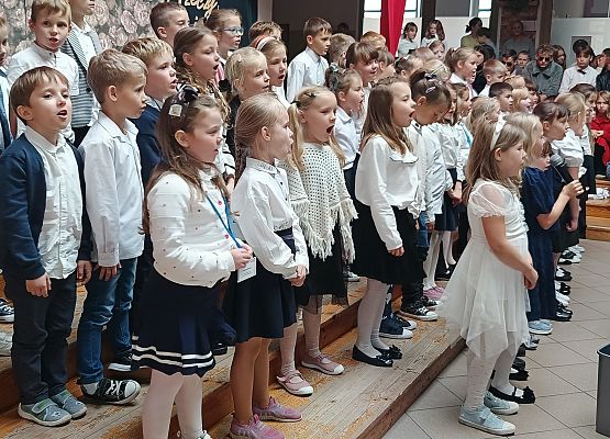 występ klas 1 piosenka