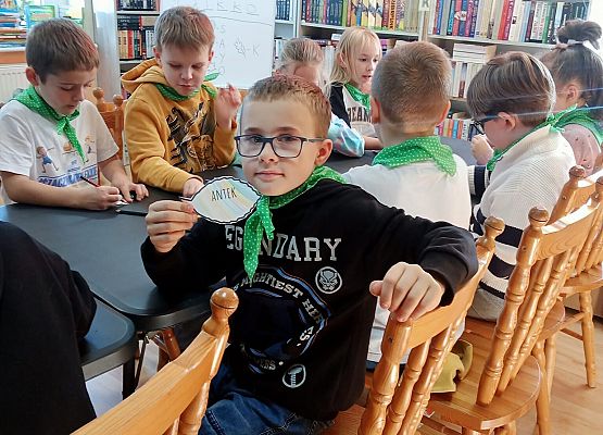 klasa 2b w bibliotece