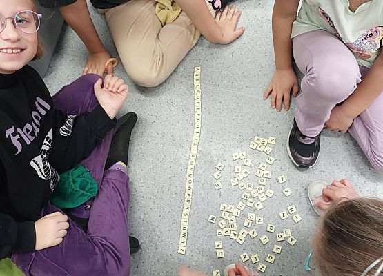 układamy Scrabble