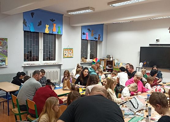 wspólna praca rodziców z dziećmi