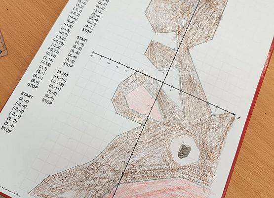 pokolorowany kawałek renifera