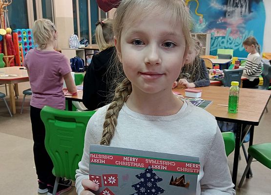 Martyna ze swoją karteczką