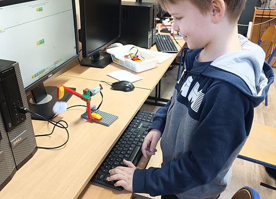 Dominik ze swoim projektem