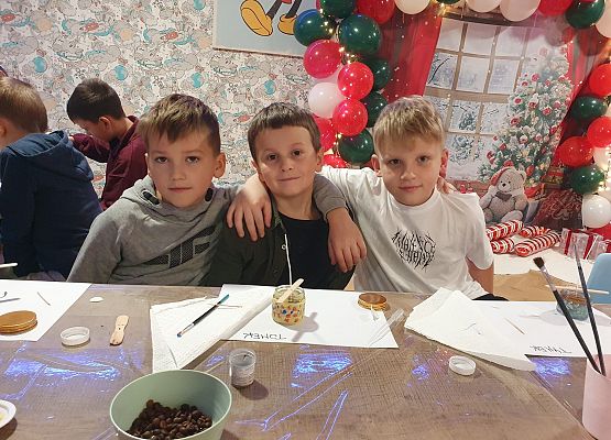 Ksawery Tomek i Tymek podczas warsztatów