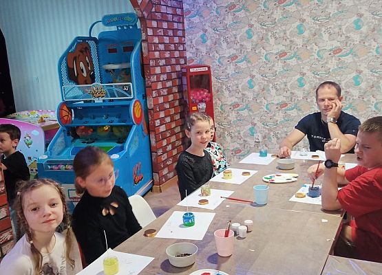 klasa 2b robi wieńce