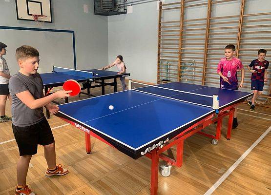 ferie na sportowo tenis stołowy