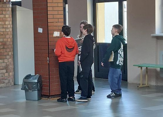 burza mózgów u chłopców