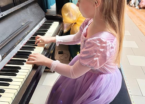 Pola gra na pianinie