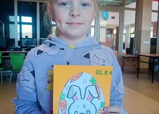 Ola ze swoim obrazkiem