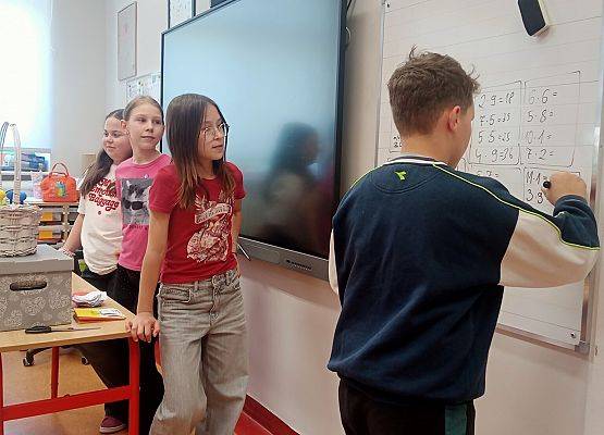 Igor rozwiązuje zadanie