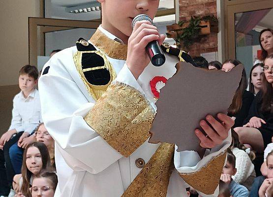 apel z okazji rocznicy uchwalenia Konstytucji 3 Maja - Ksawery czyta