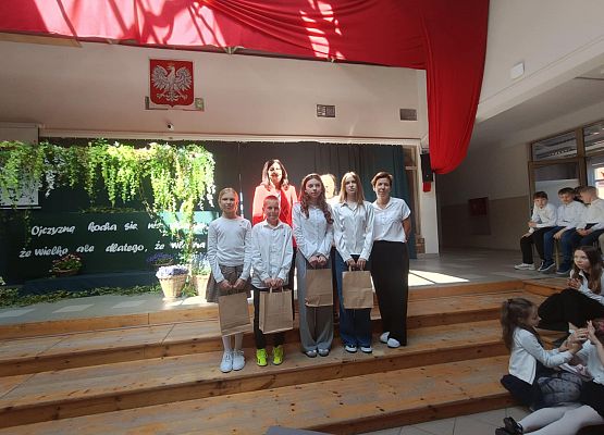 uczniowie nagrodzeni w konkursie