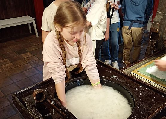 dzieci podczas wycieczki 11