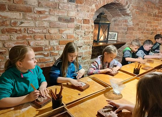 dzieci podczas wycieczki 3