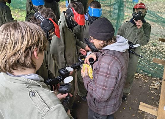 chłopcy Paintball