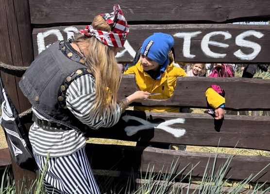 Piracka przygoda pierwszaków