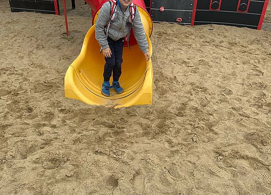 Piracka przygoda pierwszaków zjeżdzalnia