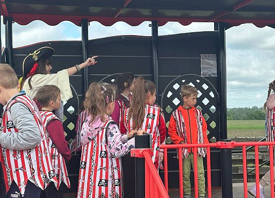 Piracka przygoda pierwszaków