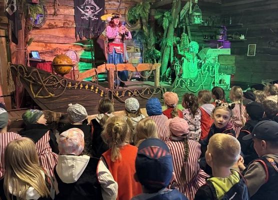 Piracka przygoda pierwszaków