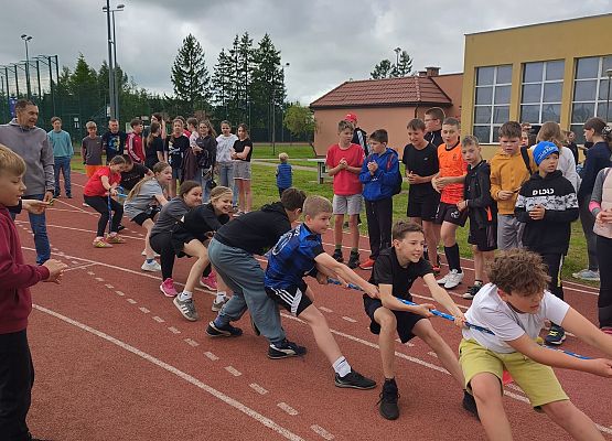 przeciąganie liny klasy4