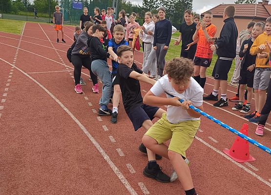 przeciąganie liny klasy4