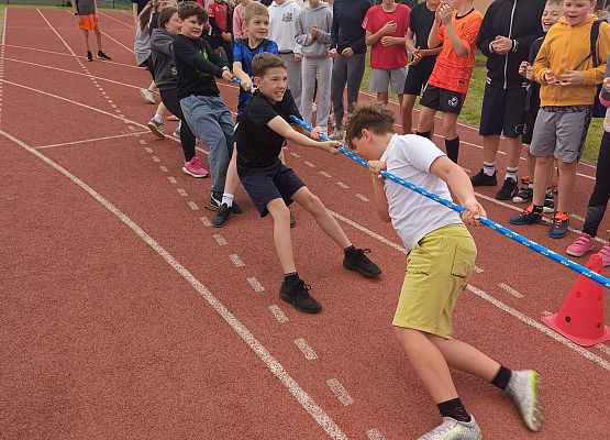 przeciąganie liny klasy4