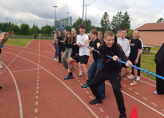 przeciąganie liny klasa 8