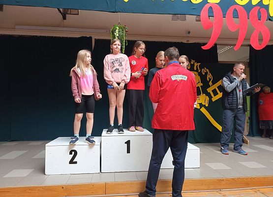 rozdanie nagród bieg w szarfie parami