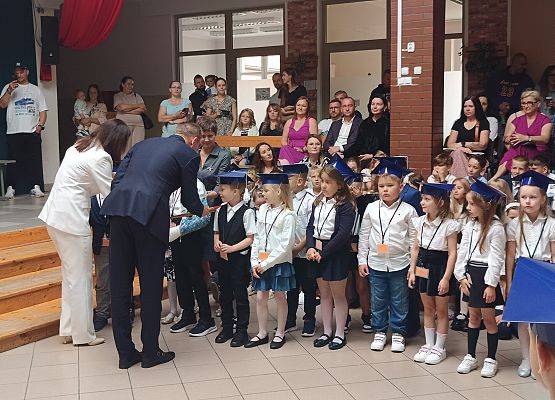 pasowanie uczniów klas 1