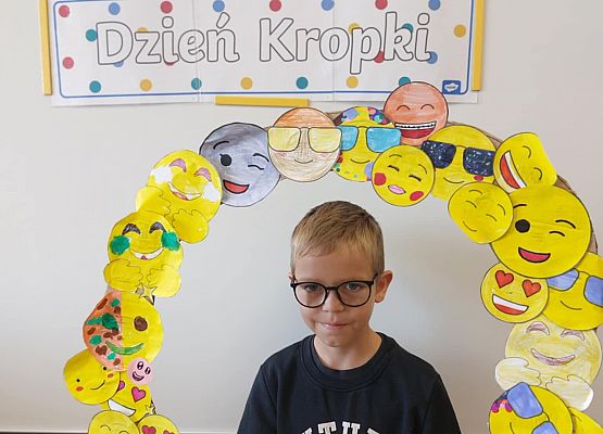 Franek w ramce z emotikonami